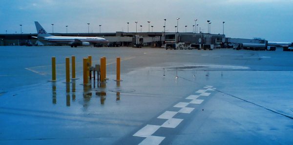 de-icing pad at detroit metro airport